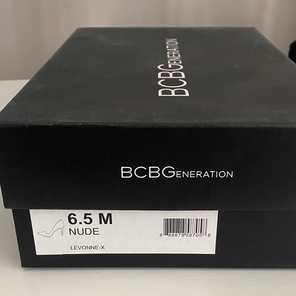 BCBGeneration Nude Heels in Box